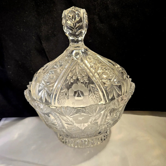 Bombonera de Cristal Embossed Clear Crystal Candy Dish with Lid - Picture 1 of 8
